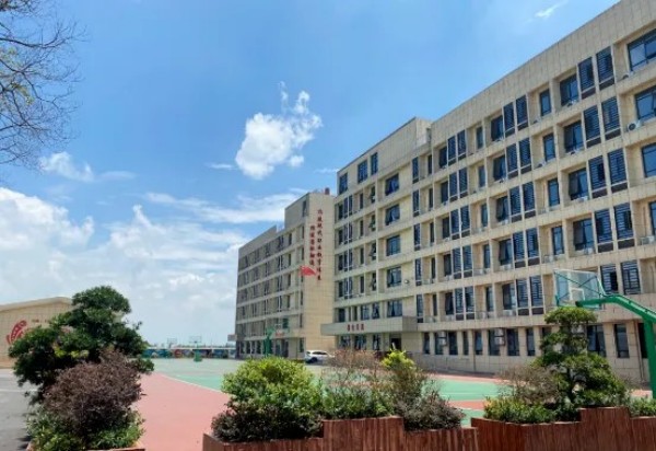 岳陽市江南通信職業(yè)技術學校有限公司,岳陽江南學校,岳陽江南通信學校,岳陽職業(yè)學校 岳陽市江南通信職業(yè)技術學校有限公司,岳陽江南學校,岳陽江南通信學校,岳陽職業(yè)學校